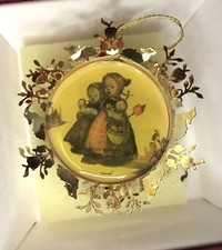 Hummel Gold Christmas Ornament Collection Children On the Church Road 1988 Vintg