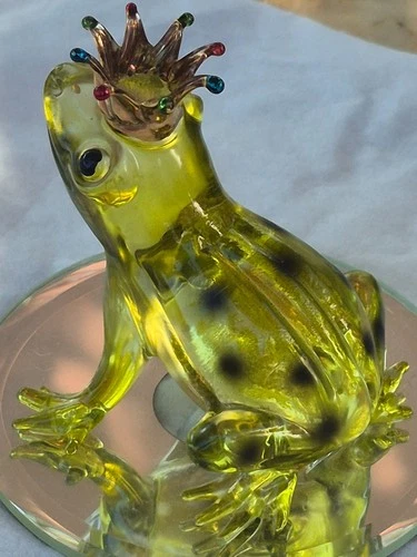 Vintage Art Glass Frog Prince Figurine Crown Murano Style Glass Sculpture mirror