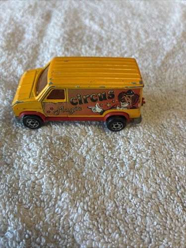 Majorette Fourgon Magic Circus Van