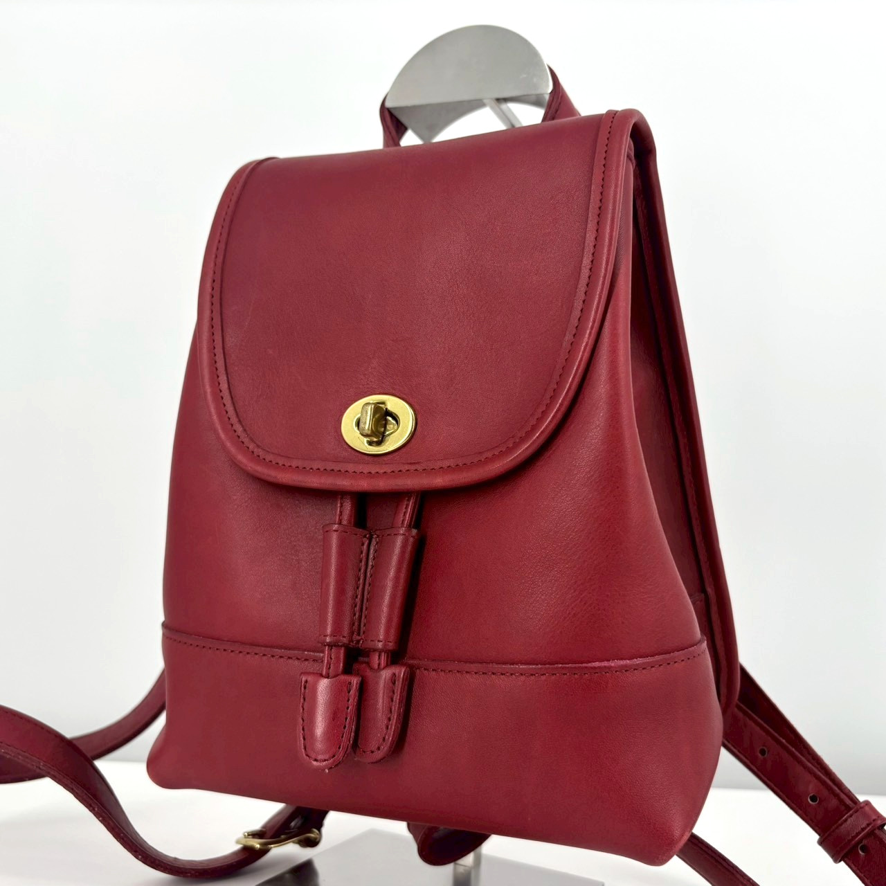 Coach Red Leather Backpack Turnlock USA Vintage 9960 Authentic From Japan