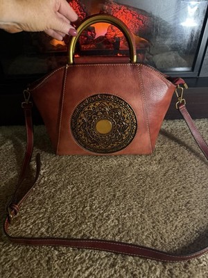 Unbranded Leather Handbag/crossbody. Design On Front. Preowned