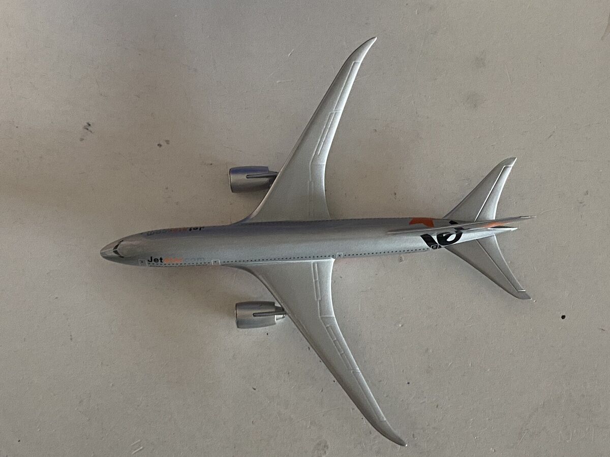 Blue Box JetStar Airways Boeing 7E7 1:400 Concept Plane | eBay