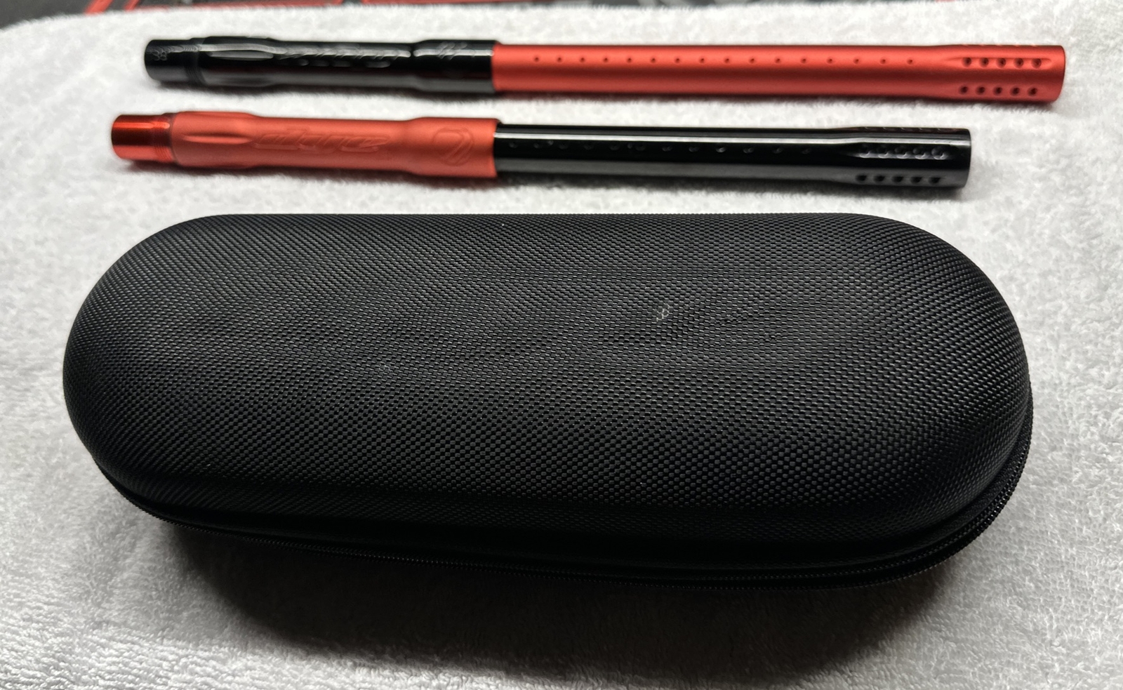 Dye Ultralite Barrel Kit Dust Black And Red 16" And 14”. .688 .684