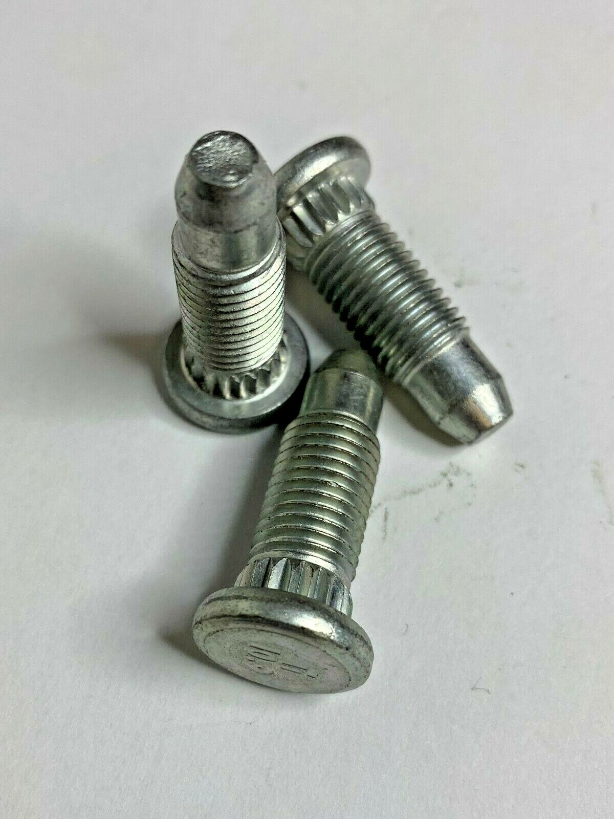 5Pack M101.25 x 29 mm KnurledNeck Carriage/Stake Bolt, Zinc Plated