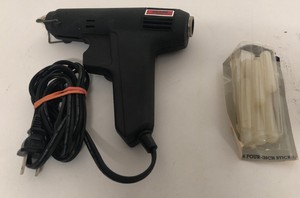 Vintage Sears Craftsman Electric Glue Gun No. 980547 With Glue Sticks
