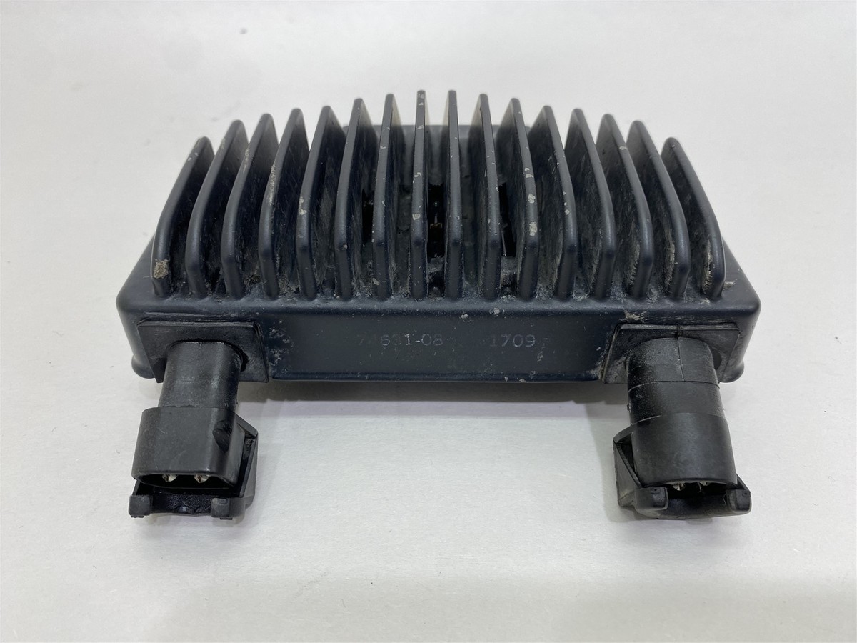 Harley-Davidson 2009 Dyna Super Glide Voltage Regulator Rectifier