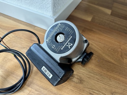 Grundfos UPER 25-50 130 Umwalzpumpe Heizkreispumpe Pumpe 5099994728927 ...
