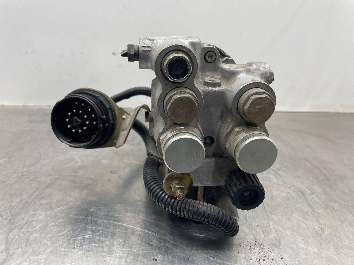 1997 BMW 328 SERIES ANTI LOCK BRAKE PUMP ASSEMBLY 96 34511162661 