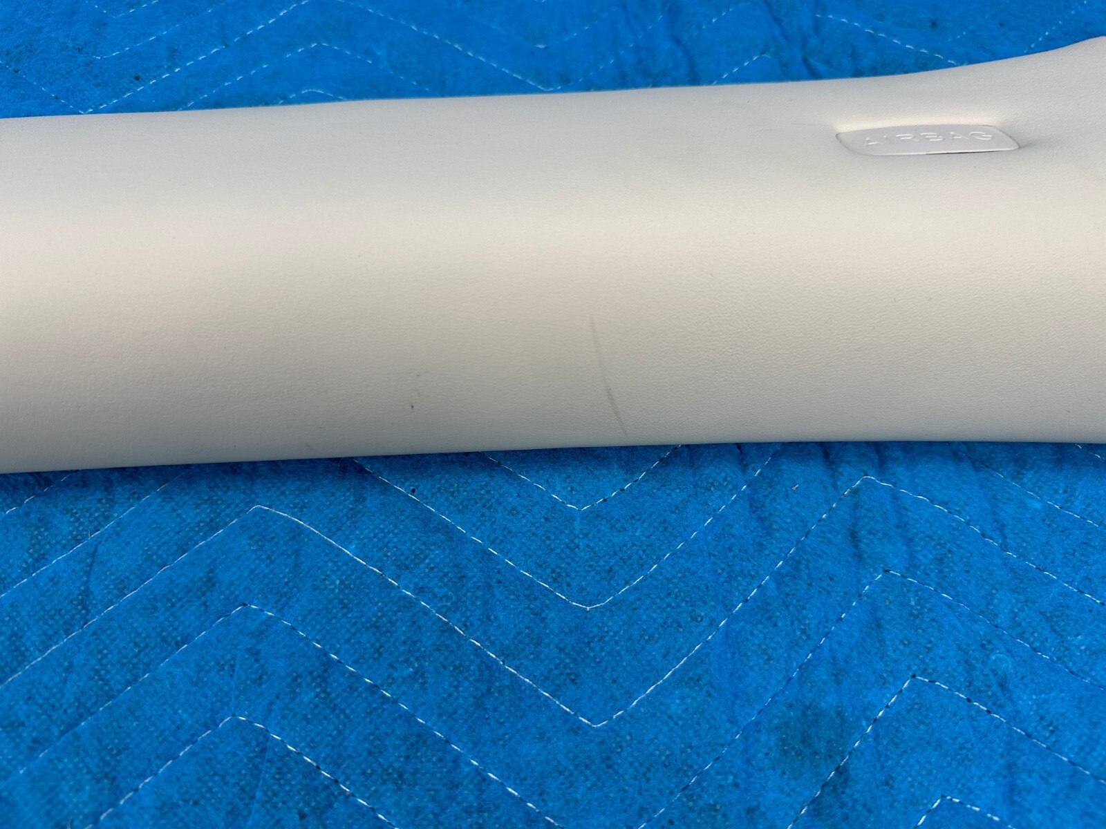 Bentley Flying Spur Windshield A-Pillar Trim Panel Passenger Side Ivory 06-12 OE