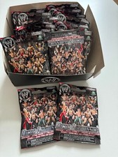 WWE Micro Aggression 24 Booster Pack in der VE / Figuren ca 5cm groß NEU und OVP