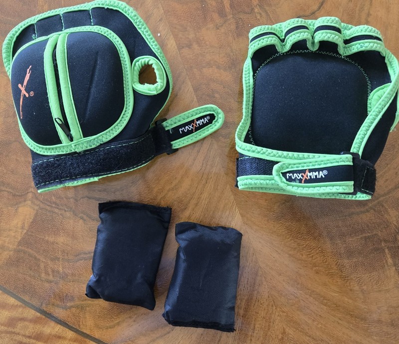1 Pair Adjustable Weighted Gloves 1 Lb Each Gloves for MMA Kickboxing