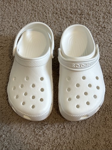 Crocs Kinder Classic Clogs - Weiß/Weiß Größe J3. Neu ohne Etikett - Bild 1 von 6