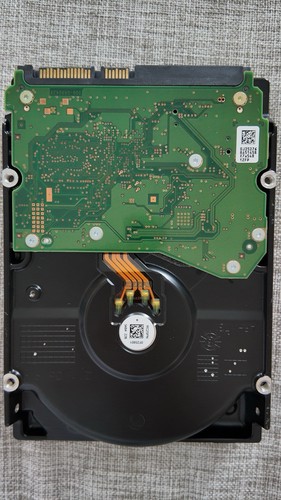 HGST Ultrastar He8 8TB,7200 RPM,3.5 inch Internal Desktop Drive - 0F23668 - Picture 2 of 2