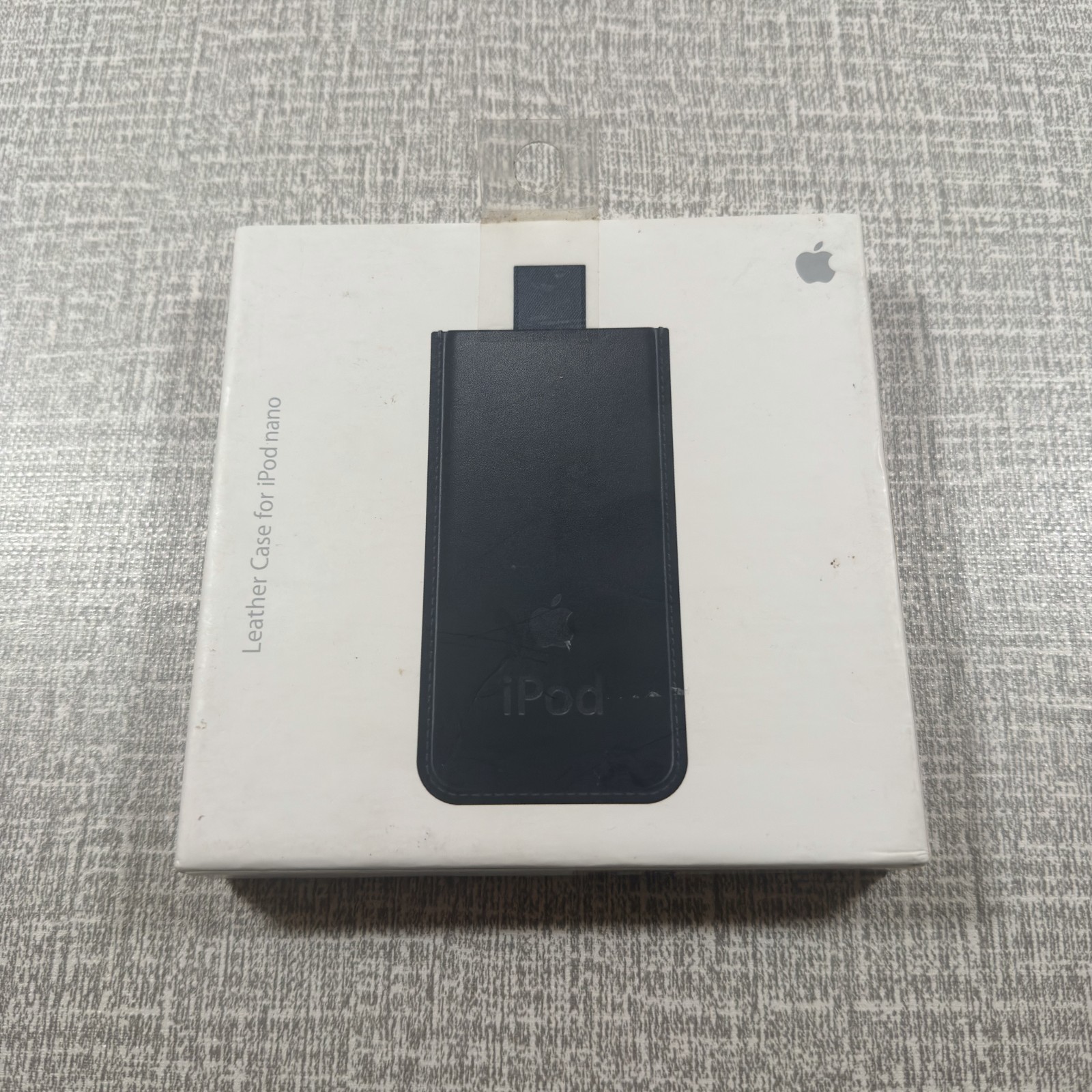 Original Apple Branded Leather Case for Ipod nano MA135G/A 1st Gen Black