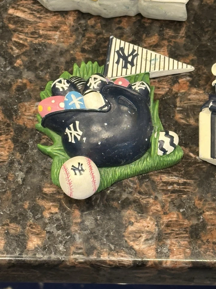 New York Yankees Willabee and Ward Seasonal Magnet Lot Collection 9 Total - Image 2 of 4