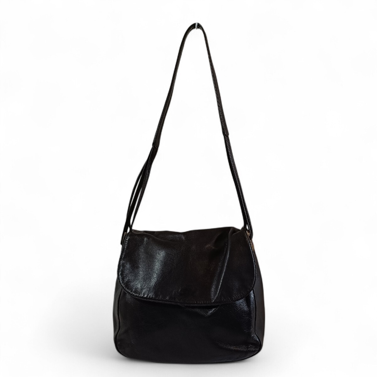 Excellent condition authentic BALLY shoulder bag … - image 4