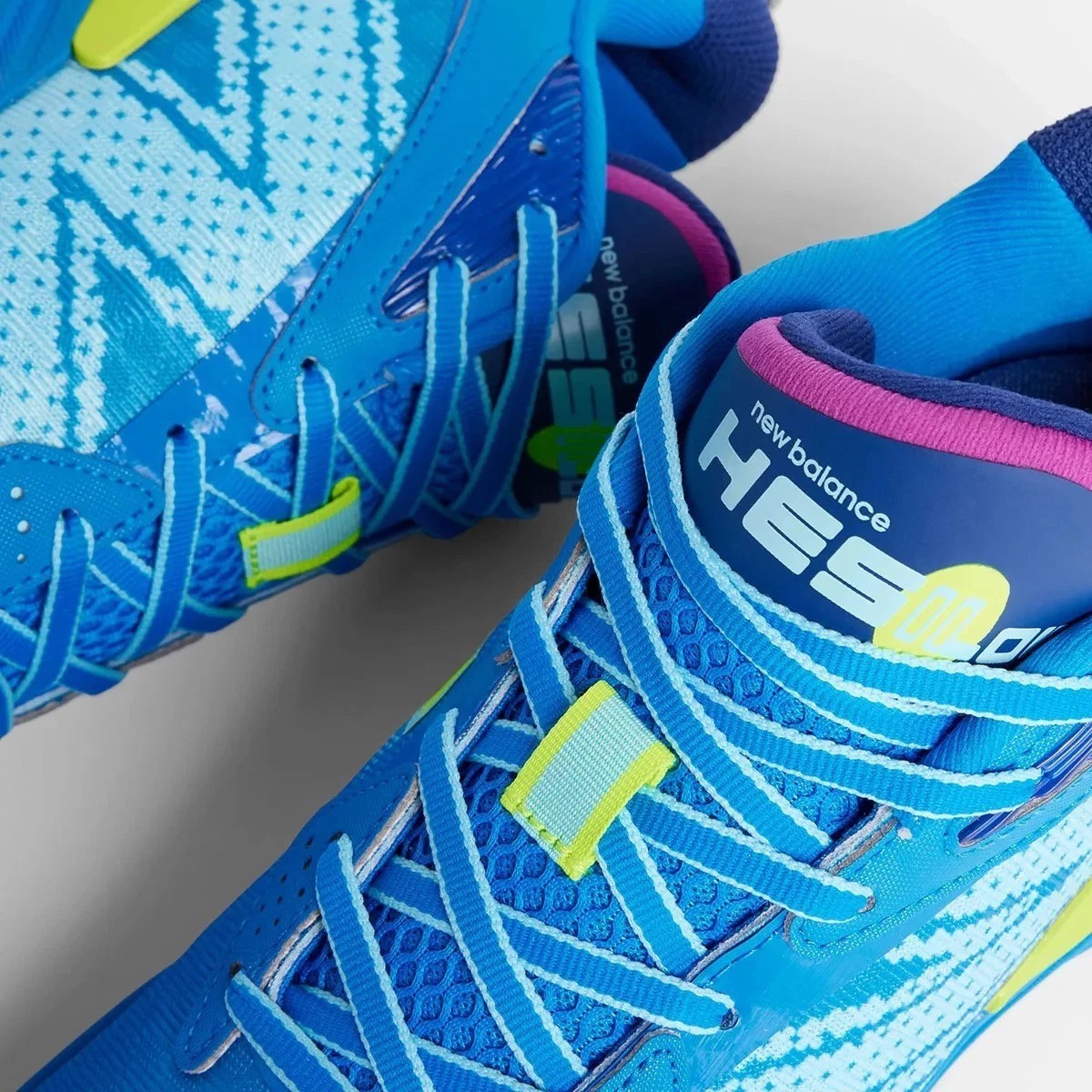 NEW New Balance Hesi Low V2 Athletic Shoes, Blue Oasis 
