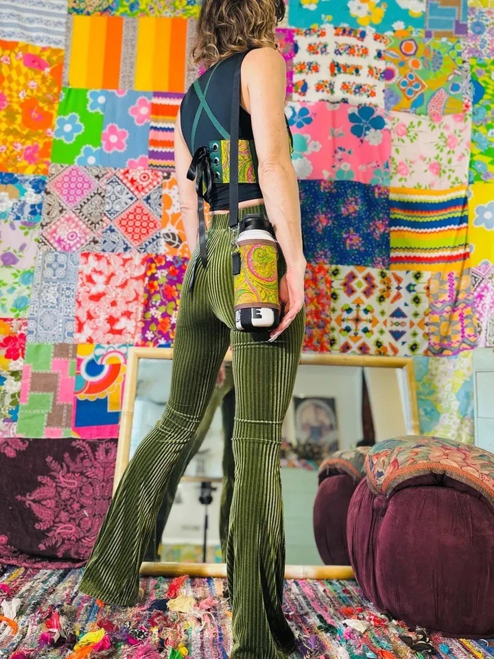 Conjunto de bolsa e bustiê ética feita à mão upcycled espartilho amarelo paisley fest - Imagem 3 de 4