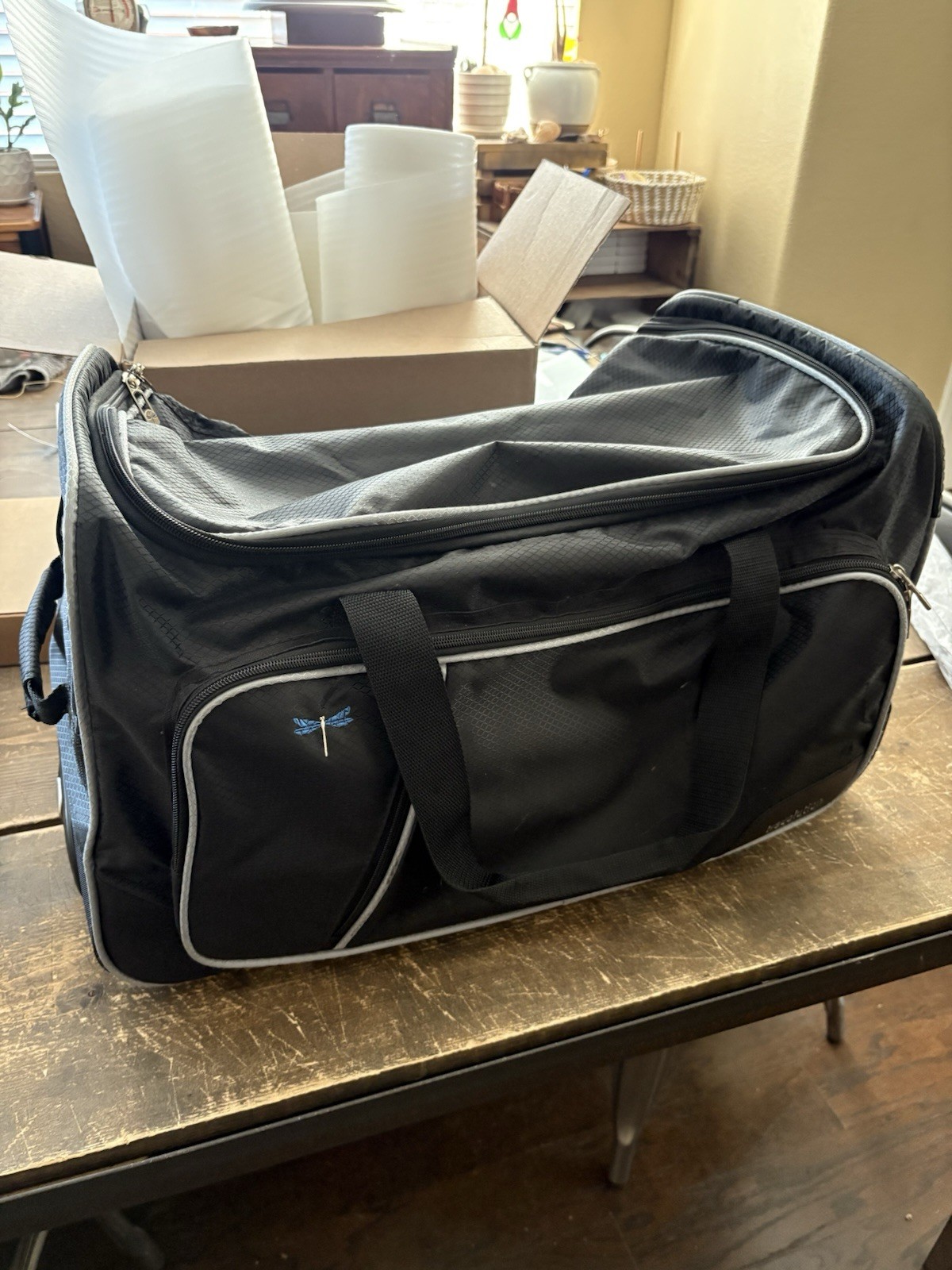 Lightweight Travolution Dance Bag with Garment Ra… - image 3