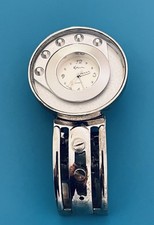 Außergewöhnliche Vintage Quarz EdelstahlArmbanduhr RotierendeScheibe BatterieNeu