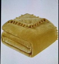 HOMEIDEAS Flannel Fleece Blanket Throw Size with Tassels Fringe - Twin