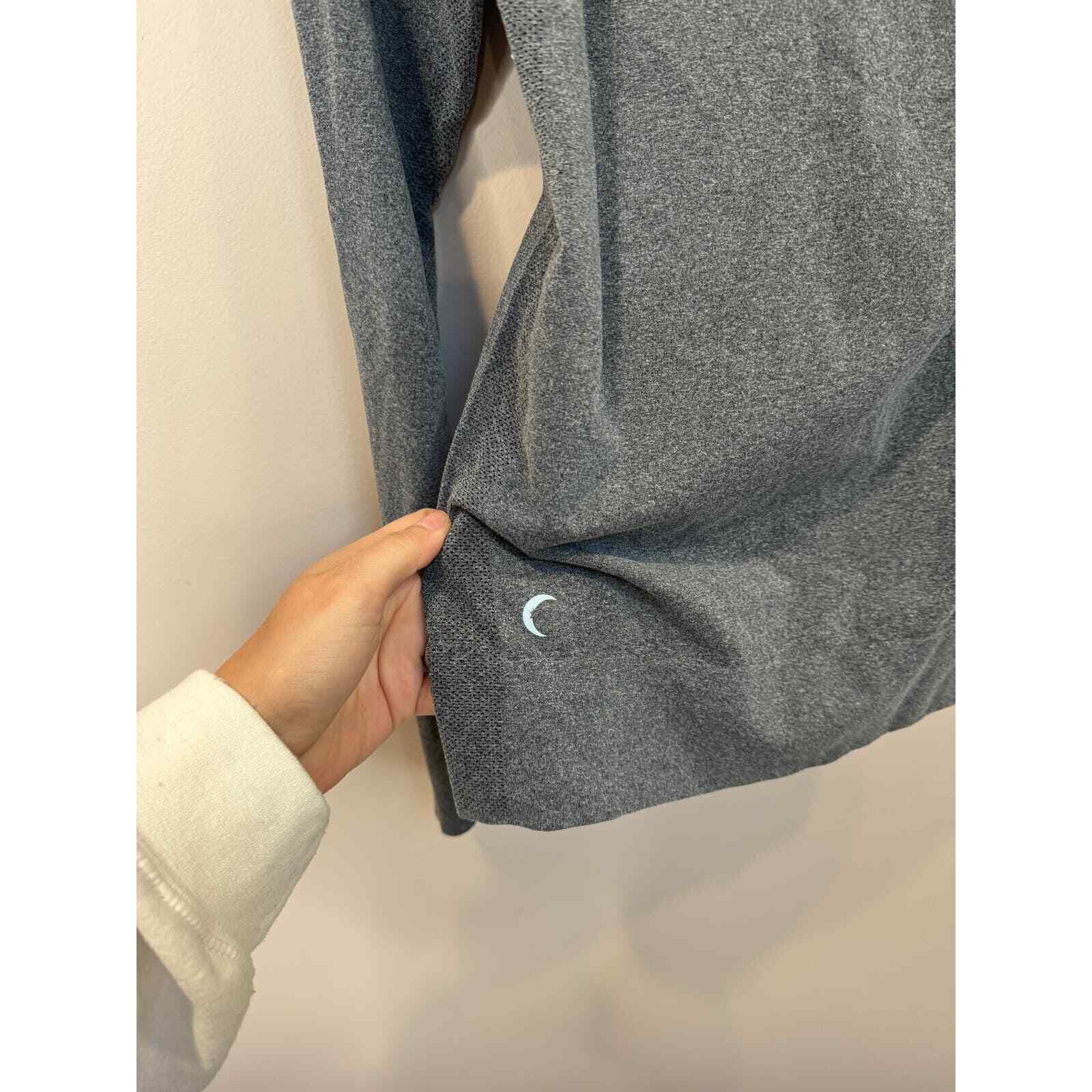 Zyia Active Seamless Performance Long Sleeve Tee … - image 6