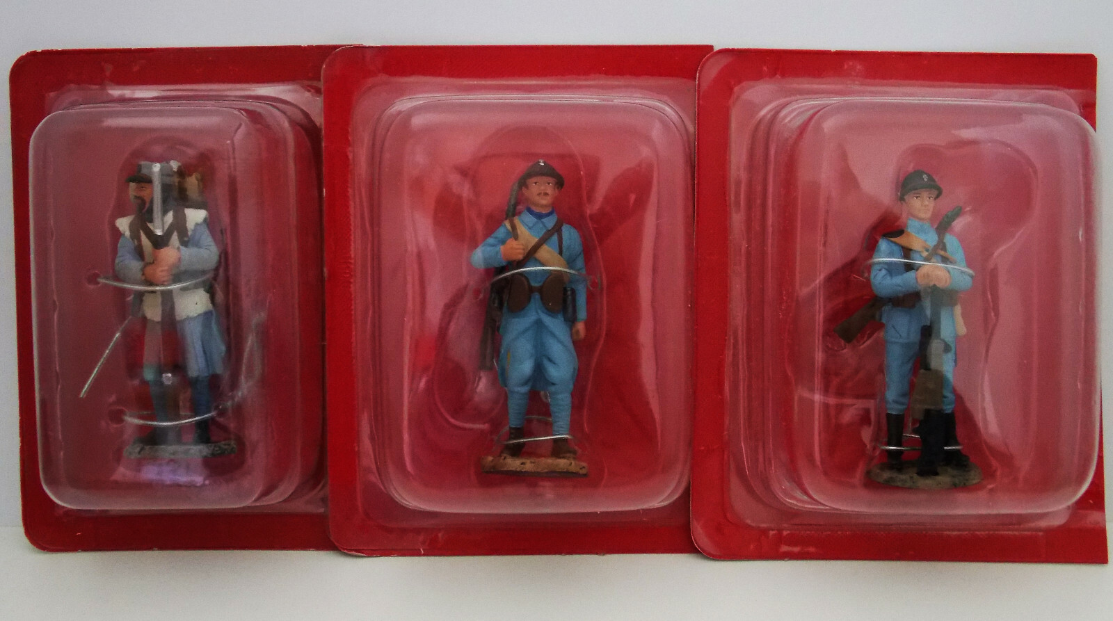 Lot 3 figurines Hachette Fantassin Poilu et Tireur Mitrailleur Grande Guerre 1914-1918