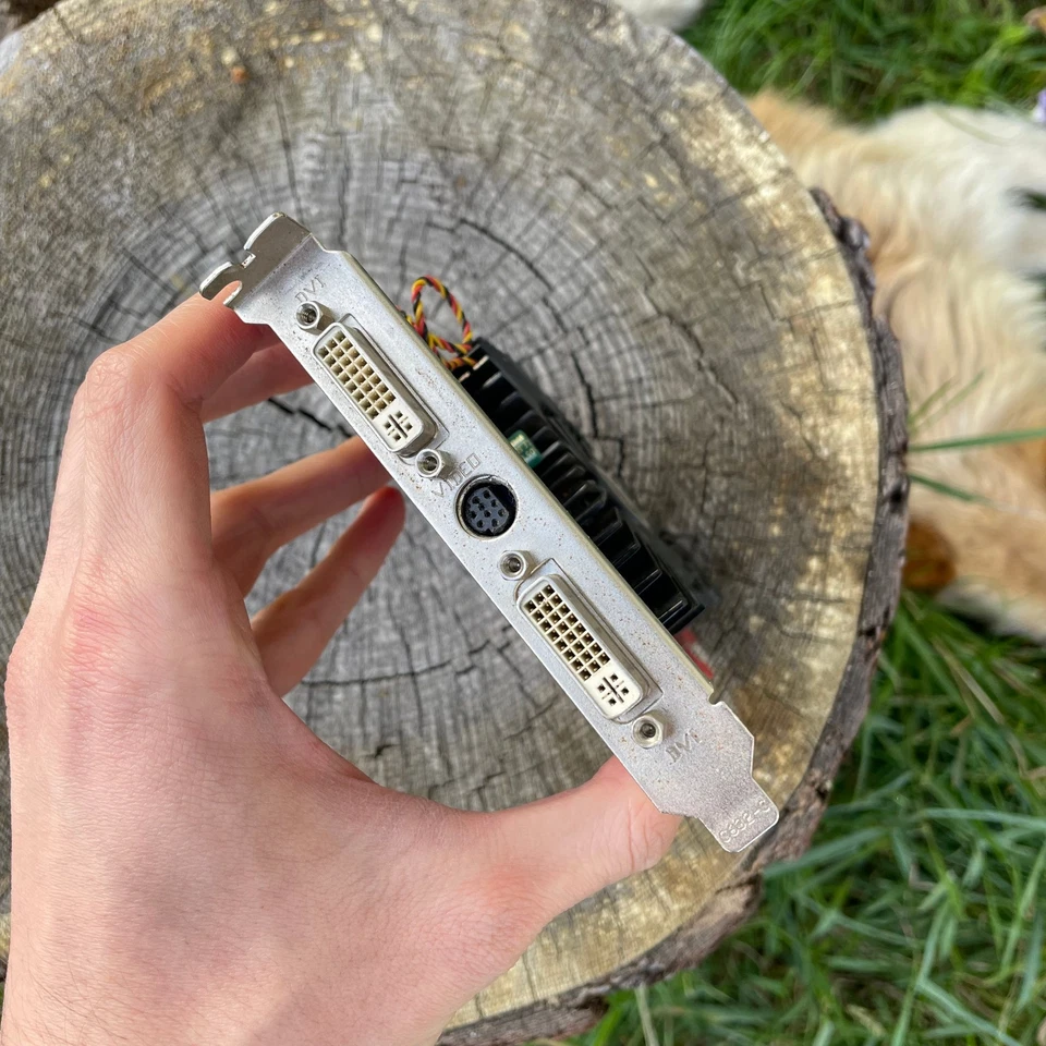 Palit ATI Radeon X1600 Series CGAX-TX166V 256 MB GDDR2 PCI-E Graphics Card - Image 3 of 3