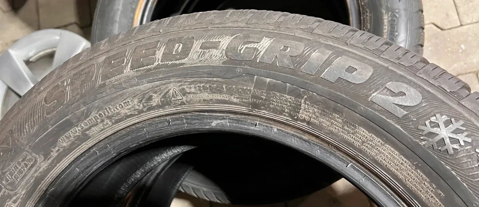 2x Winterreifen 215/60 R16 99HXL Semperit Speed-Grip 2 2015 5mm - Bild 4 von 4