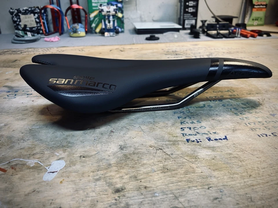 Sillín de asiento de bicicleta Selle San Marco Aspide ajuste completo estrecho (130 mm) S1 177 g Foto 4 de 4