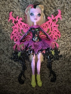 Monster High Freaky Fusion Bonita Femur 11in Fashion Doll w/ Wings 