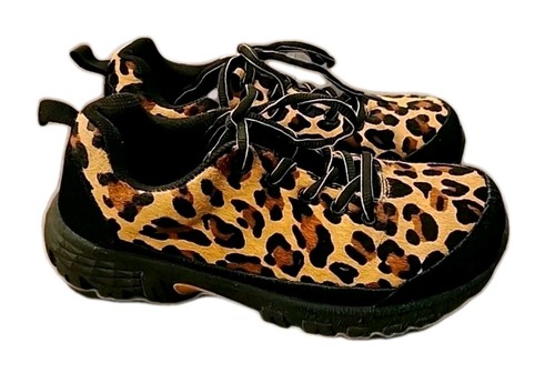 Nautilus SPARK Safety Footwear Comp Toe Work Shoe Women's Size 7.5 M Leopard