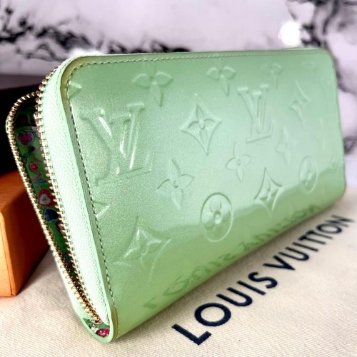 Louis Vuitton Vernis Zippy Wallet Gummy Apple New 2023 Limited Edition