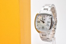 FENDI 22000M Quartz Mother of Pearl Dial Wristwatch