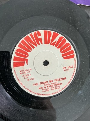 Mac and Katie Kissoon - Ive Found My Freedom    7  vinyl.  1971  young blood