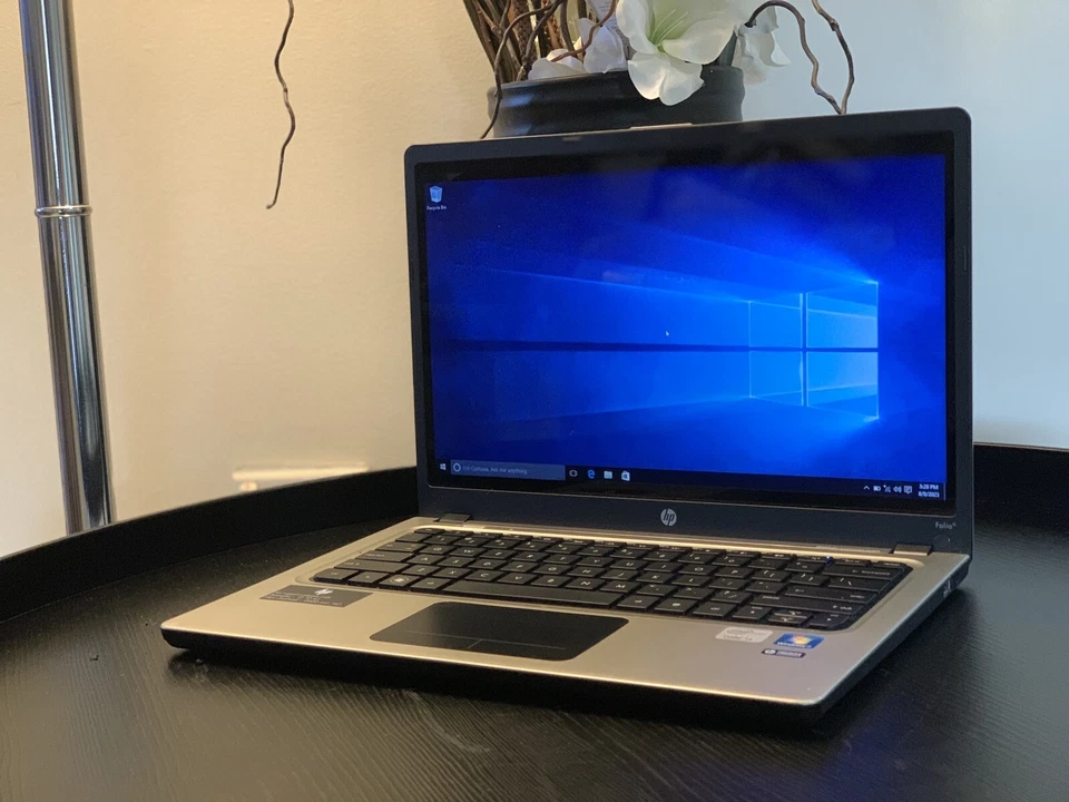 HP Folio 13-1016TU Laptop 13.3" i3-2367M| 1.60GHz| 4GB RAM| 128SSD| Win 10 Pro - Image 2 of 4