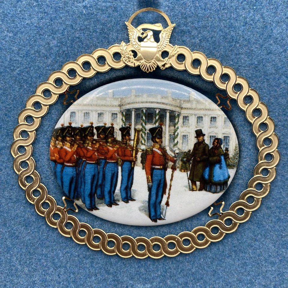 Adorno de Navidad de la Asociación Histórica de la Casa Blanca 1994 con caja original Foto 2 de 4