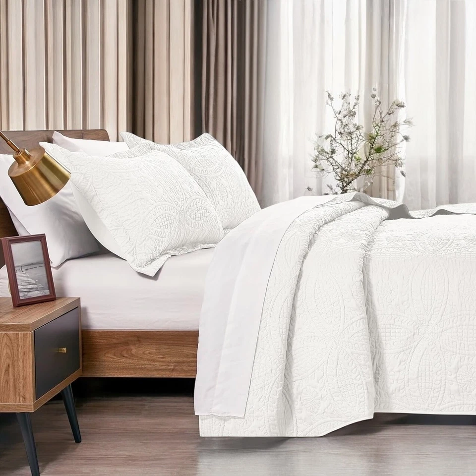 NEW West Elm White Embroidered Cal / King Boho Bedding Quilt Coverlet & Sham Set - Image 3 of 4