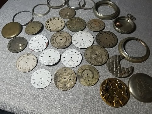 Lotto Cristalli Quadranti Ricambi E CUSTODIA Orologio Da Tasca Vintage Contenitore A - Foto 3 di 20