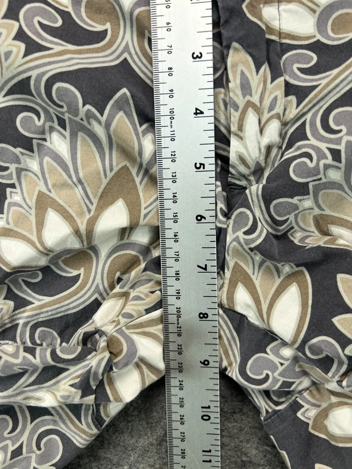 Pantalones Cortos Mossimo Elastizados Para Mujer 6 Gris Floral Chino Tiro Bajo Sarga Informales Damas Foto 3 de 4