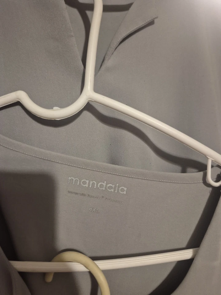 Gray Scrub Tops - Image 4 of 4