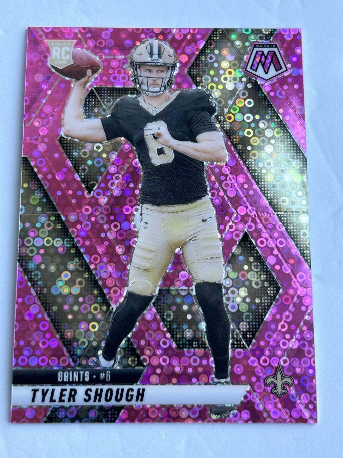 2025 Panini Mosaic Tyler Shough Pink Disco #312 /20