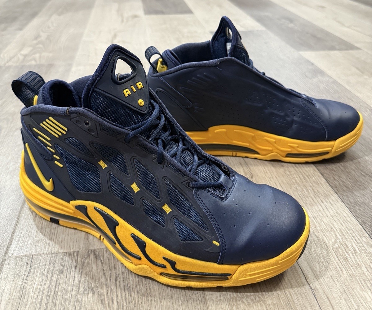 Nike Men's Air Max Pillar Navy/Maize Shoes - Size 10.5 (525226-400