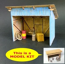 Plus Model 1/35 Open Front Shed Wooden Hut Simple Rural Roofed Structure 442