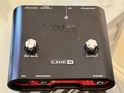 Line 6 TonePort UX1 USB Audio Interface (Pod Studio UX1)