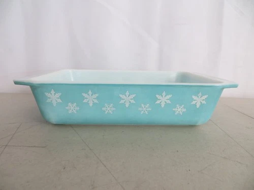 Vintage Turquoise Snowflake Pyrex 2 Qt 575 B Rectangle Casserole Dish #41 No Lid