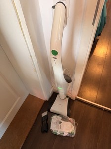 Vorwerk Kobold VB100 Akkusauger + Vorwerk Kobold EBB100 Elektrobürste