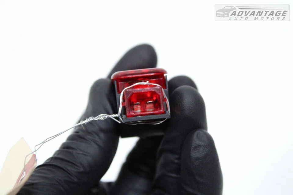 2015-2018 AUDI Q3 REAR RIGHT INTERIOR DOOR PANEL WARNING SAFETY LIGHT LAMP OEM - Image 4 of 4