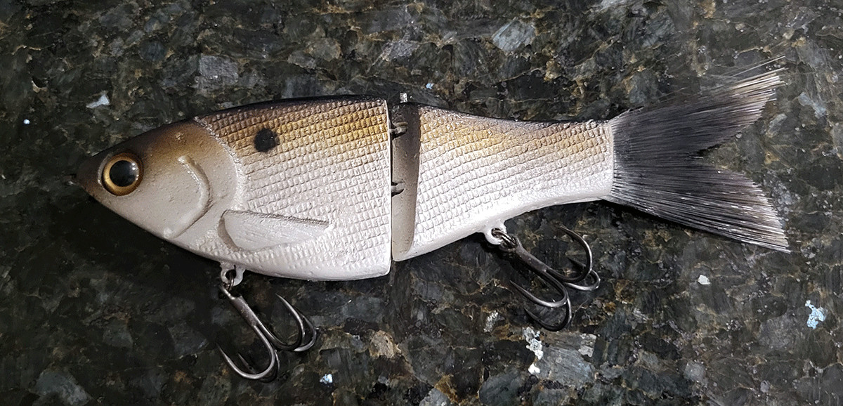 Clutch Swimbaits OG Glide 7.5" - Dirty Gizzard - Glide Bait / Swimbait - Image 2