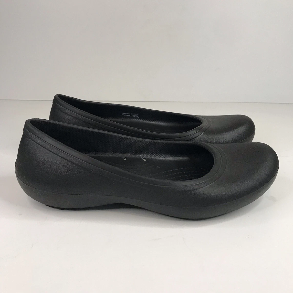 Women's crocs at work cheap flat